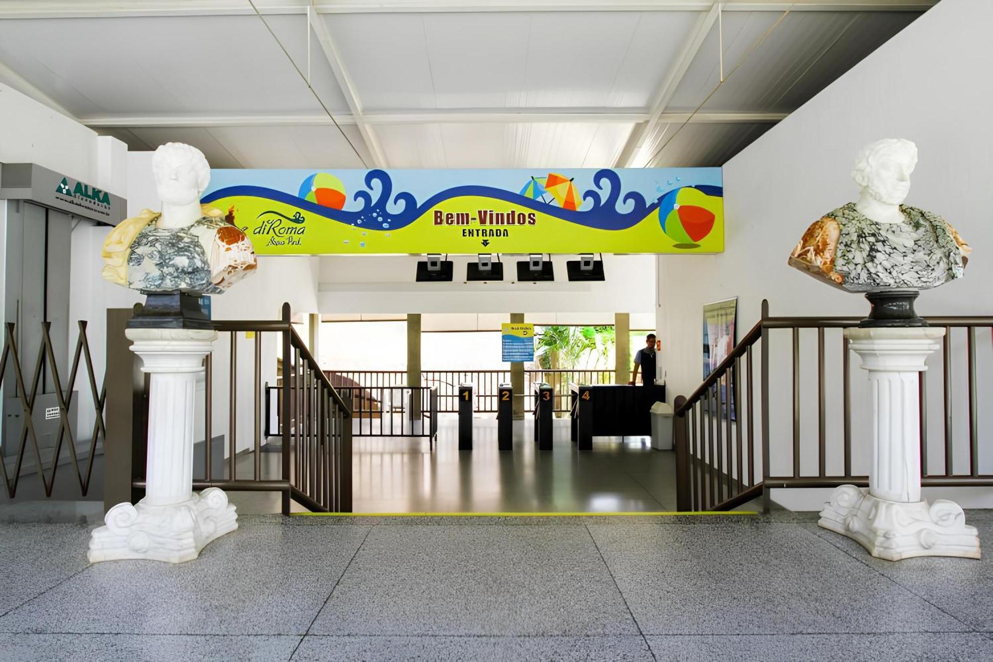 Spazio Diroma Com Acesso Ao Acqua Parque Caldas Novas Exteriör bild