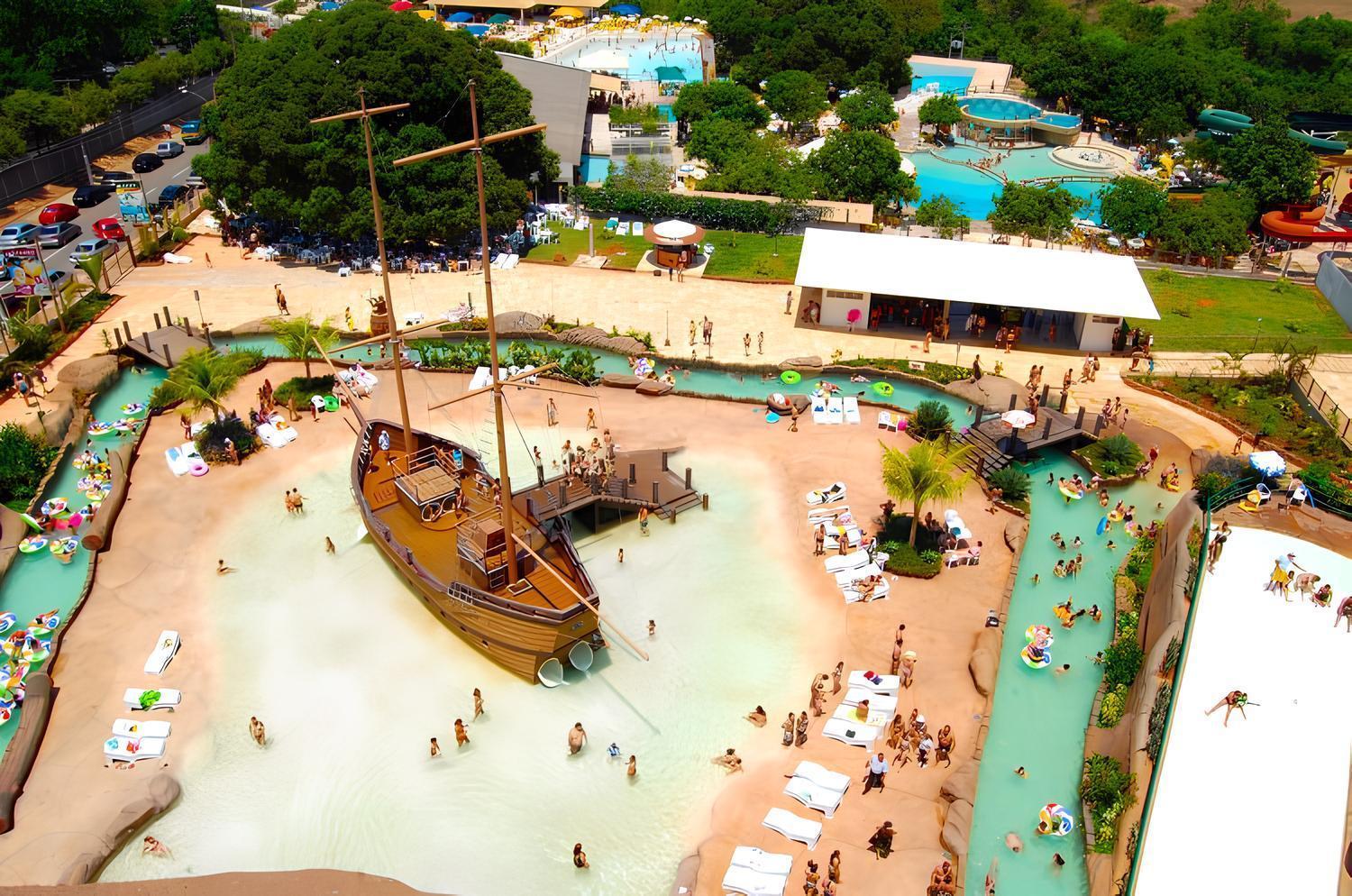 Spazio Diroma Com Acesso Ao Acqua Parque Caldas Novas Exteriör bild
