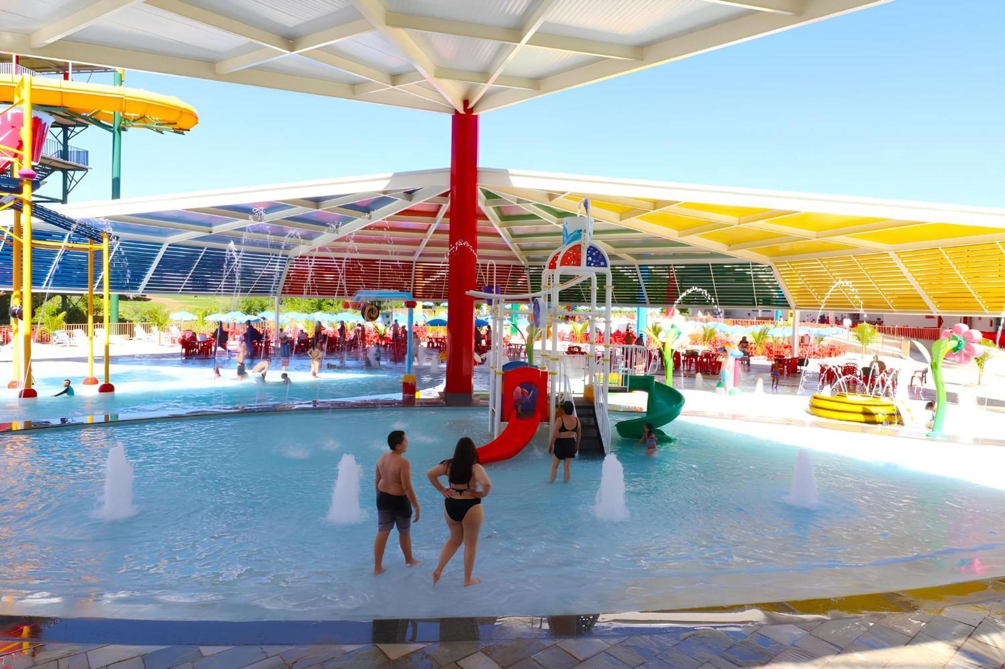 Spazio Diroma Com Acesso Ao Acqua Parque Caldas Novas Exteriör bild